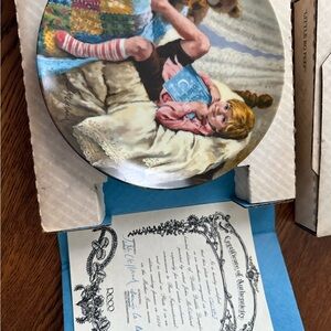Decorative Plate with Child Reading Design